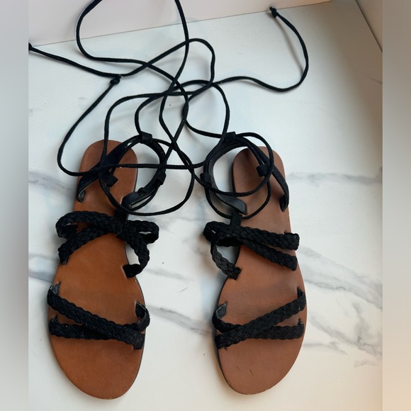 Variety of shoes, booties, sandals and walking shoes size 7.5 and 8 - Picture 8 of 11